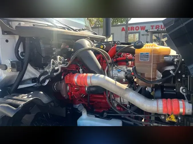 2022 INTERNATIONAL LT