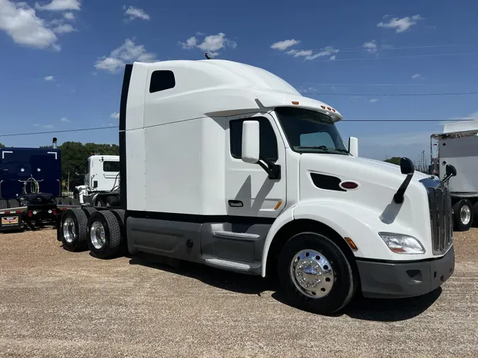 2021 Peterbilt 579