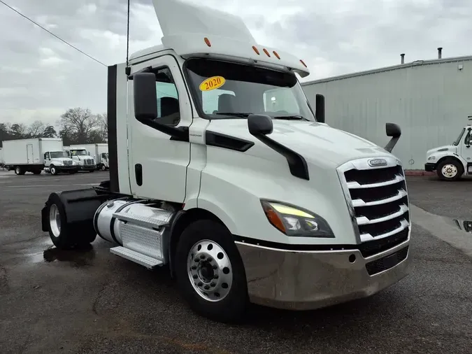 2020 FREIGHTLINER/MERCEDES NEW CASCADIA 116