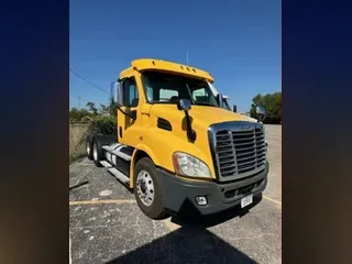2018 FREIGHTLINER CASCADIA 113