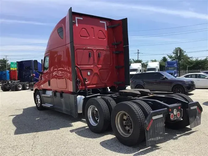 2020 FREIGHTLINER CASCADIA