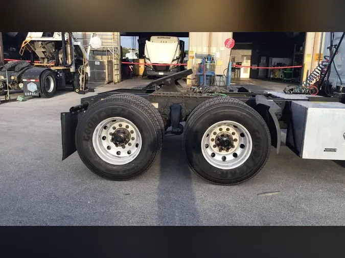 2022 Freightliner Cascadia 126