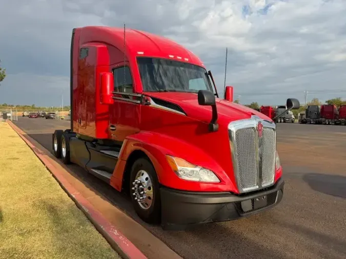 2023 KENWORTH T68095fac652be1e8d0ad0038c60ec4bfcd3