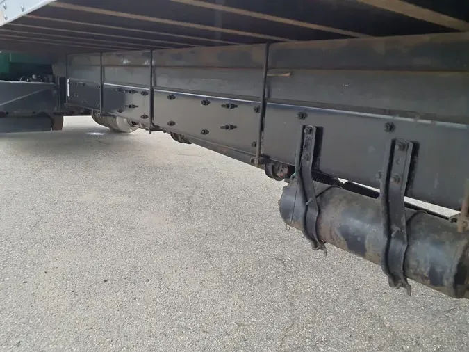 2018 FREIGHTLINER M2 106