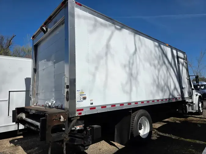 2017 FREIGHTLINER/MERCEDES M2 106