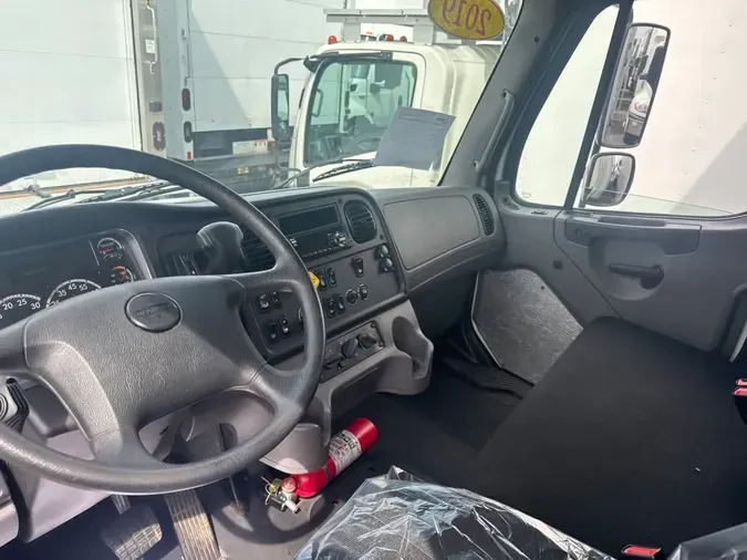 2019 FREIGHTLINER/MERCEDES M2 10696026561b915417d513c04bc7cf5b227
