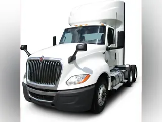 2020 International LT625