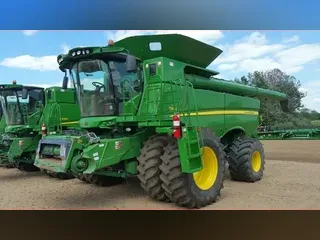 2014 John Deere S690