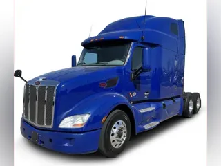 2022 Peterbilt 579