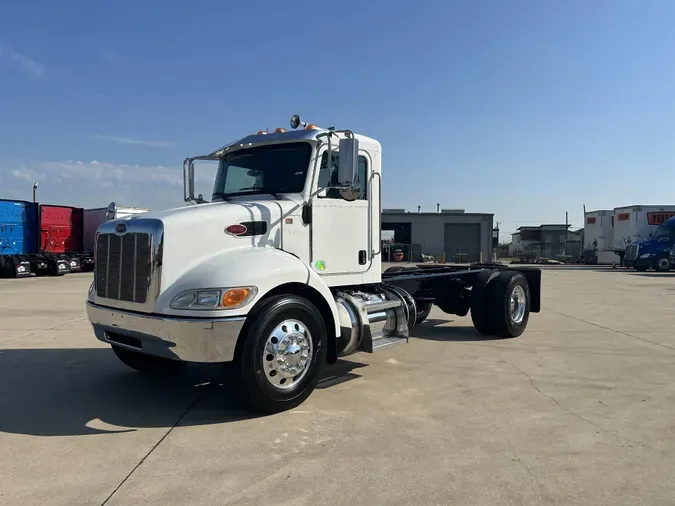 2018 Peterbilt 337