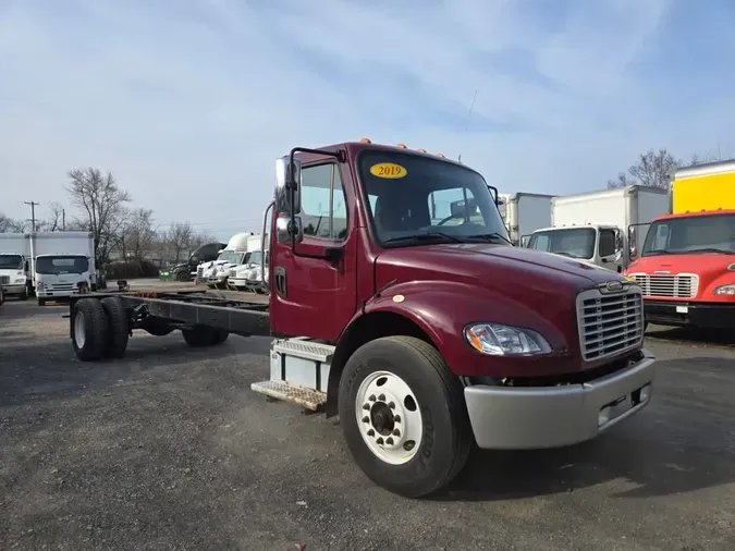 2019 FREIGHTLINER/MERCEDES M2 106