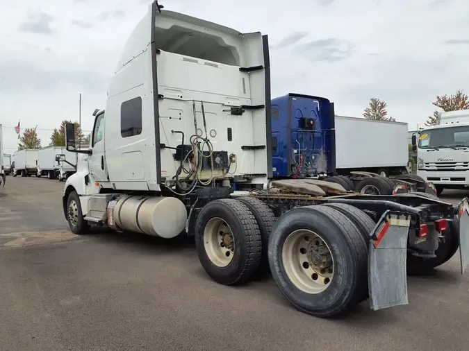 2019 NAVISTAR INTERNATIONAL LT625 SLPR CAB
