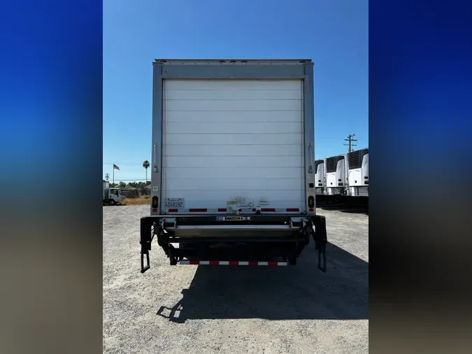 2018 FREIGHTLINER M2 106