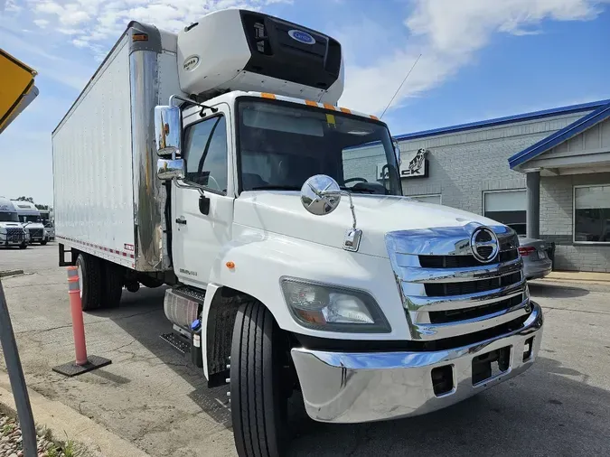 2016 HINO 338 Reefer