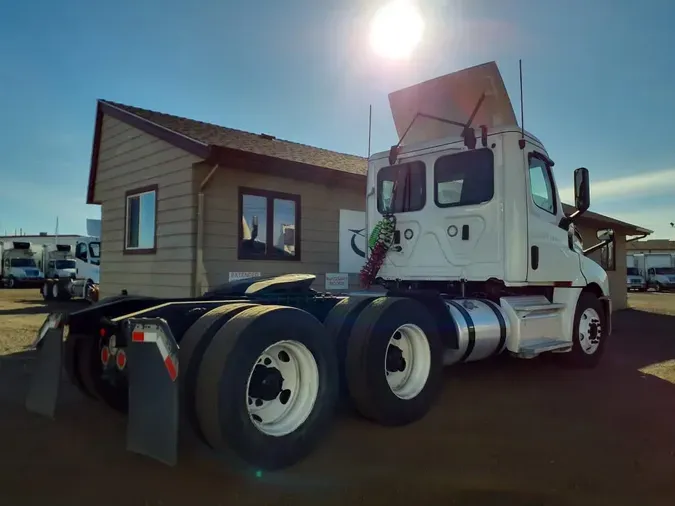 2019 FREIGHTLINER/MERCEDES NEW CASCADIA PX126649621b80b9972d9955828006d1f1b56ae