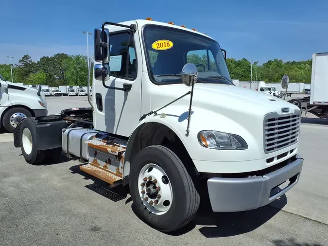 2018 FREIGHTLINER/MERCEDES M2 106