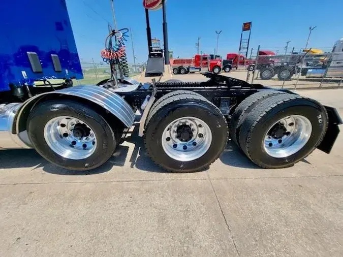 2019 Peterbilt 567