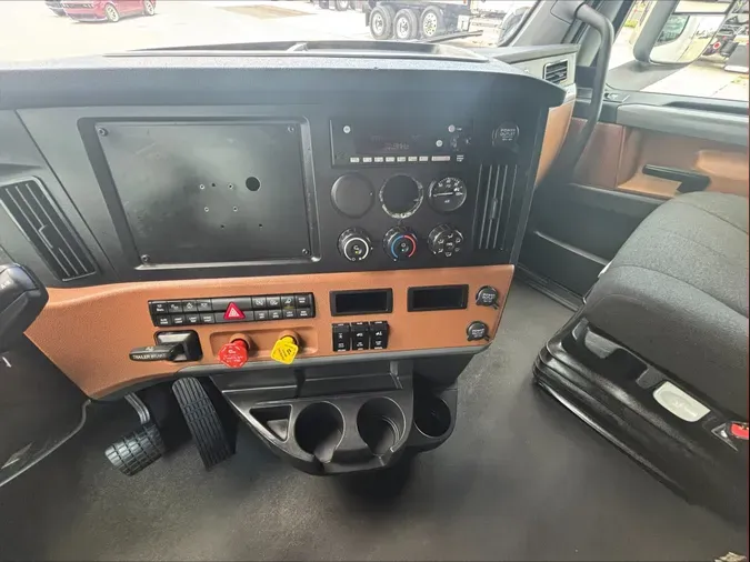 2022 Freightliner CA126SLP962d624148f4479cac664273d2945bcf