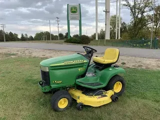 2000 John Deere LX288