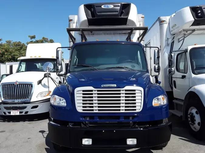 2018 FREIGHTLINER M2 106