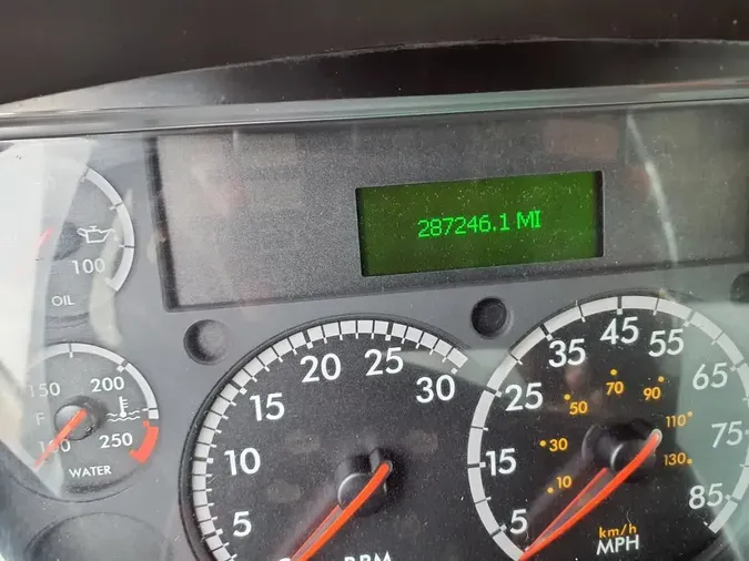 2018 FREIGHTLINER/MERCEDES M2 1069630043dd5a33a78113bd124bc3988c3