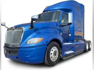 2020 International LT625
