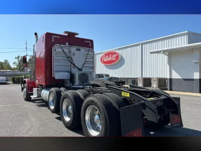 2016 Peterbilt 389