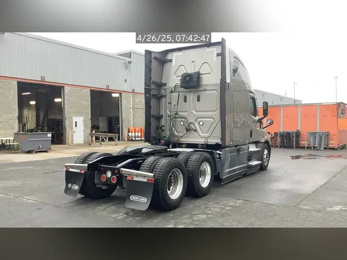 2021 Freightliner Cascadia