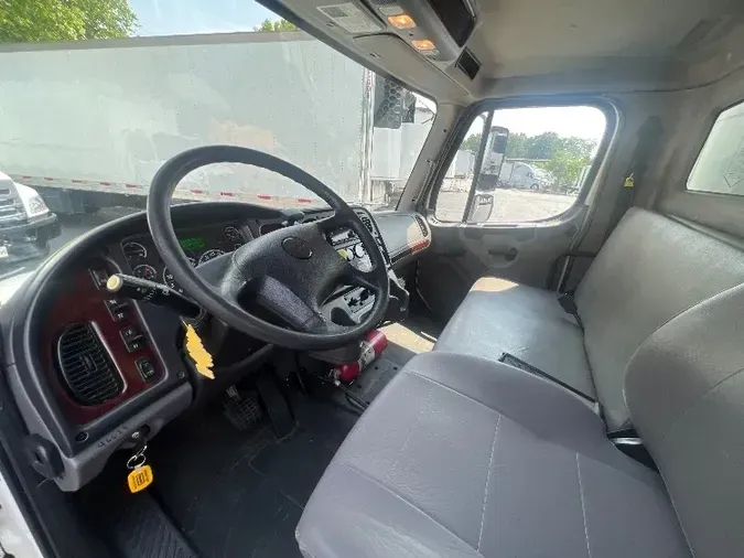 2018 Freightliner M2