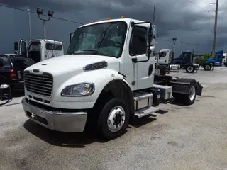 2019 Freightliner M2 106