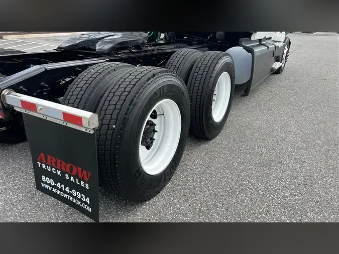 2022 INTERNATIONAL LT