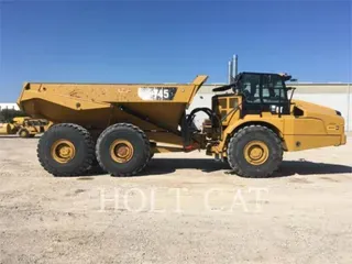 2019 Caterpillar 745