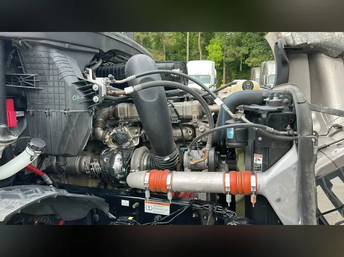 2022 Freightliner Cascadia