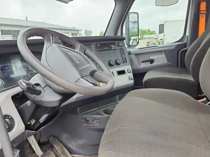 2022 FREIGHTLINER CASCADIA PX12642ST