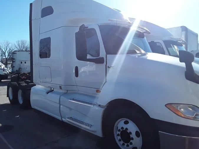 2019 NAVISTAR INTERNATIONAL LT625 SLPR CAB