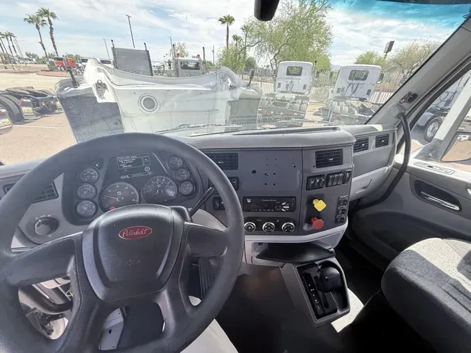 2018 Peterbilt 579