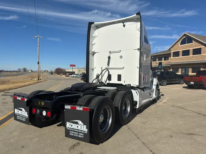 2021 KENWORTH T680