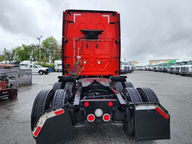 2020 FREIGHTLINER/MERCEDES CASCADIA 125