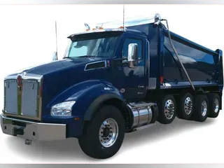 2025 Kenworth T880