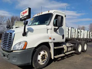 2016 FREIGHTLINER/MERCEDES CASCADIA 125