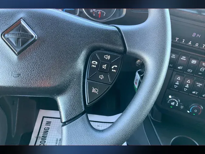 2022 INT LT625 6x4