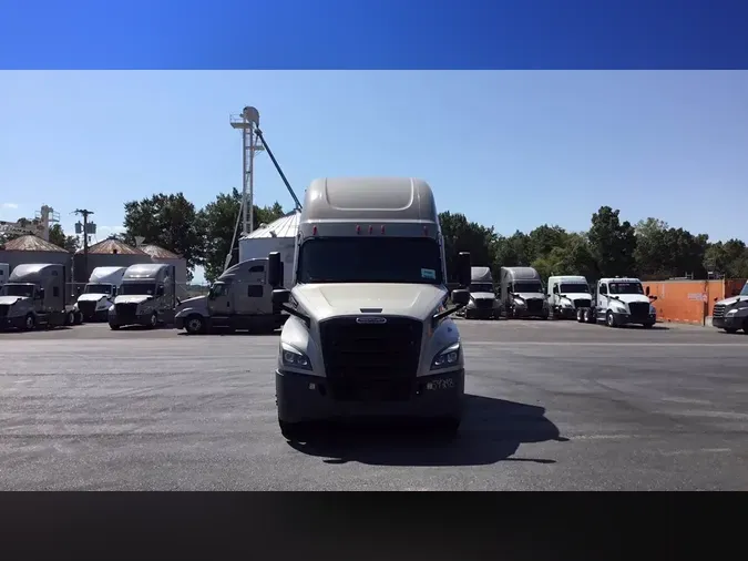 2023 Freightliner Cascadia 126964ef4240b28fd964587c828fdb99b52
