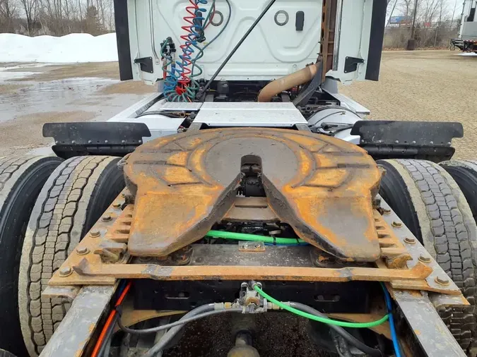 2020 FREIGHTLINER/MERCEDES NEW CASCADIA 116