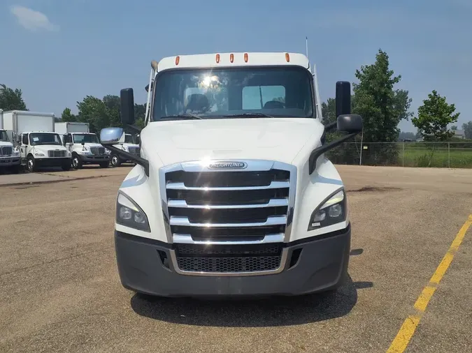 2020 FREIGHTLINER CASCADIA PX11664ST