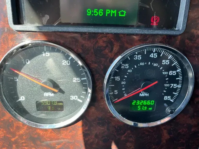 2012 Kenworth T270