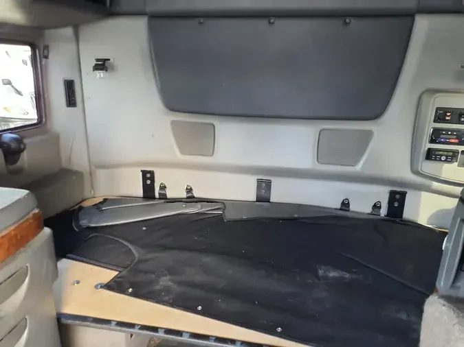 2020 NAVISTAR INTERNATIONAL LT625 SLPR CAB