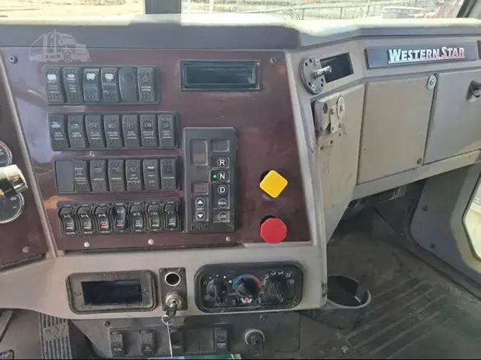 2015 WESTERN STAR 4900965d7575cb5b26365e156faea078e7da