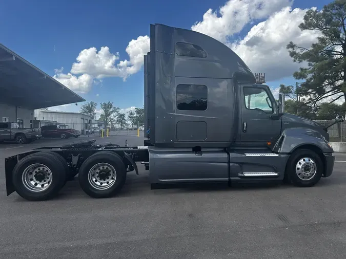 2019 International LT625