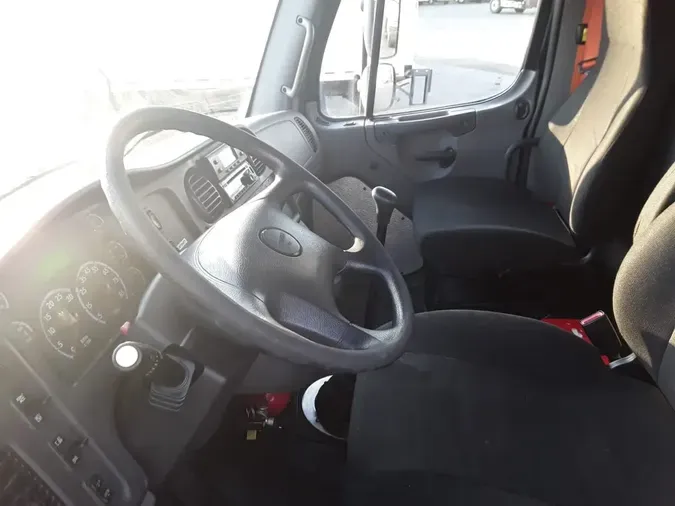 2018 FREIGHTLINER/MERCEDES M2 1069662e3a0e7baa3ee7e00706a9626f294