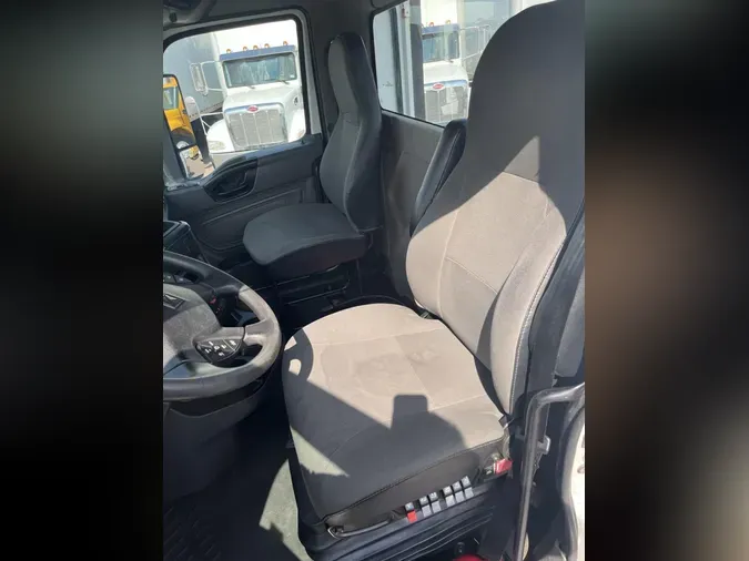 2019 International LT625
